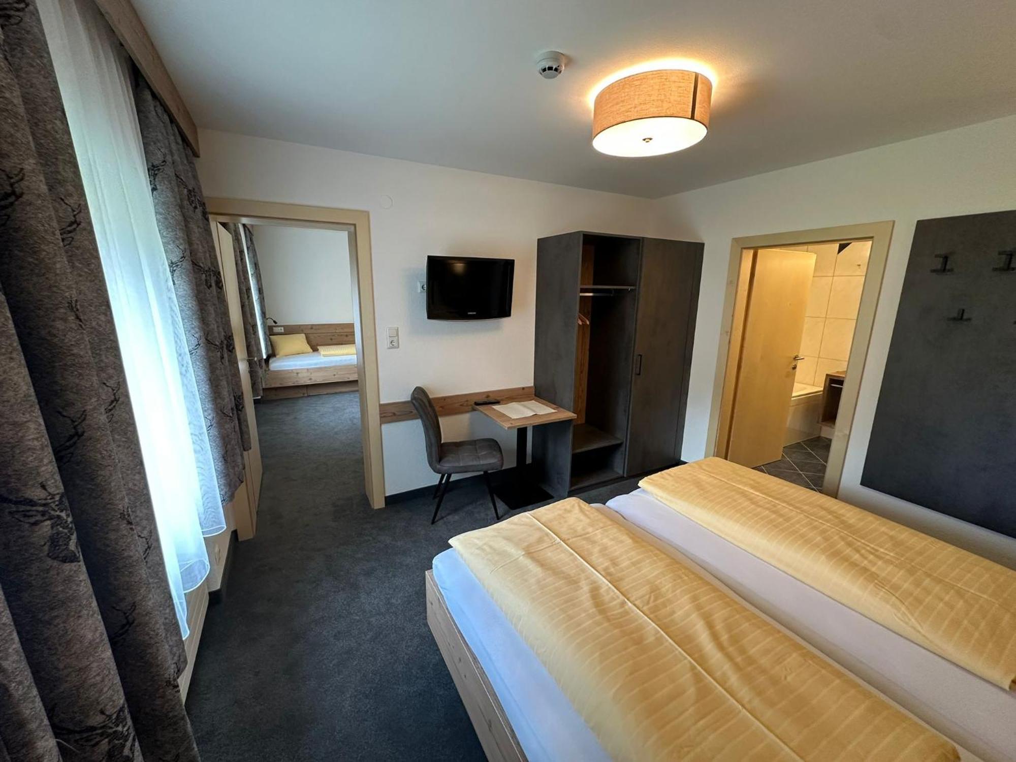 Hotel Garni Dorfblick Sankt Anton am Arlberg Buitenkant foto